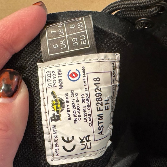 Dr. Martens 1460 Originals 8-Eye, Unisex, Soft Toe, Slip Resistant, 6 Inch Boot - Picture 6 of 7